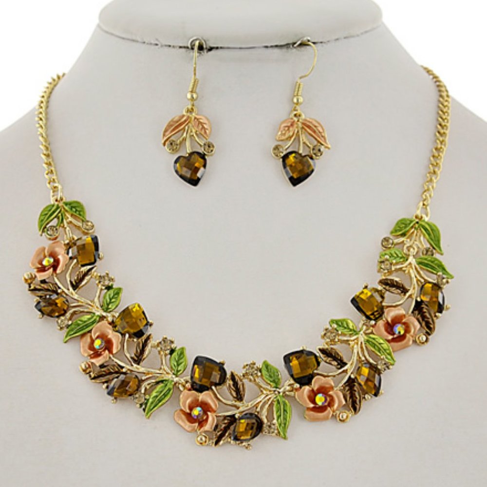 GOLD TONE & BROWN FLOWER STATEMENT NECKLACE SET